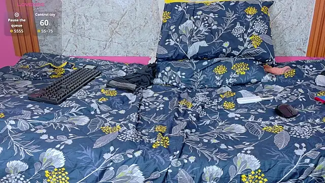 matureahomegirl's cam snapshot