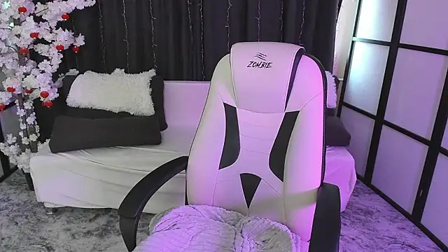 KrisDoeil's cam snapshot