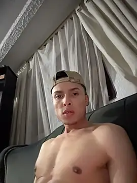 Eros_lee's cam snapshot