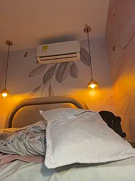 IsabelaStefano's cam snapshot