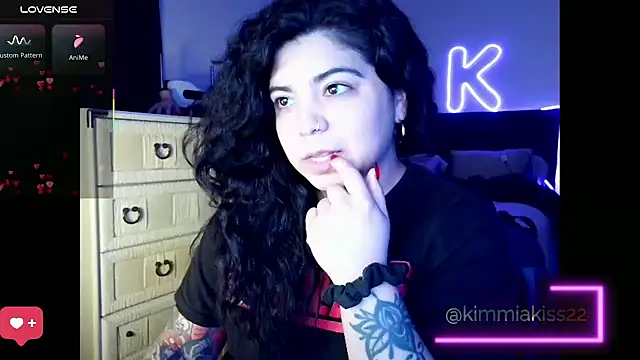 kimmiakiss22's cam snapshot