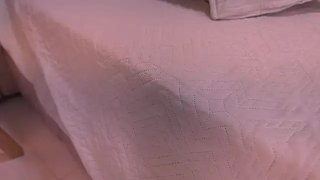 violeta_aroca's cam snapshot