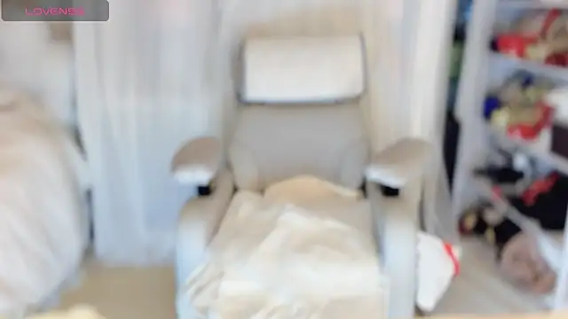 Amaya-yooo-36D live sex cam