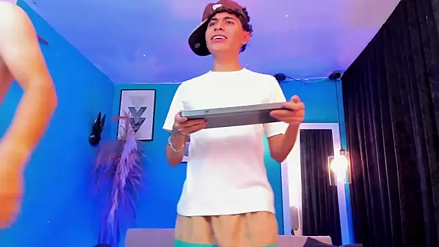 DesiresOfOlympus_ live sex cam