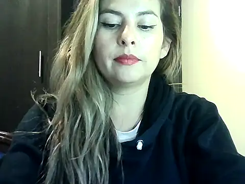 Valery__Rouse_'s cam snapshot