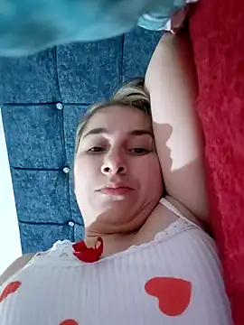 Iris_love18 live sex cam