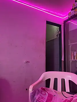 Hot_beauty__ live sex cam