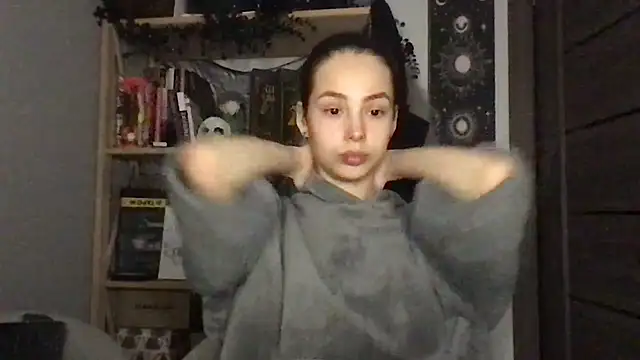 Yuna5343 live sex cam