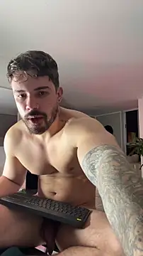 Valenthino_Salvatore live sex cam