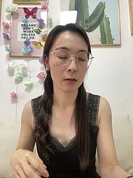 you-005 live sex cam