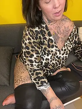 blondy40's cam snapshot