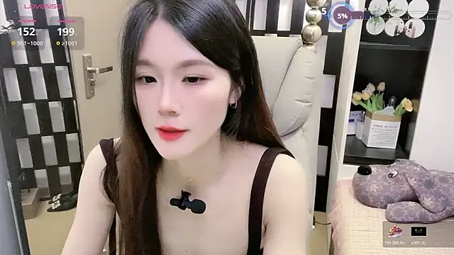 Yueyue-MM live sex cam