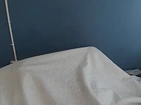 Sweet-Bella17's cam snapshot