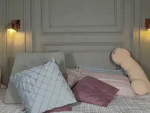 Prettyanie's cam snapshot