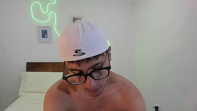 hardcoreheat_ind's cam snapshot