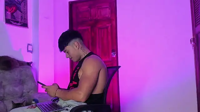 Dominic_Biker__ live sex cam