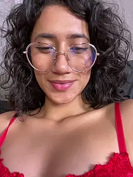 KaitlynLoveCam live sex cam