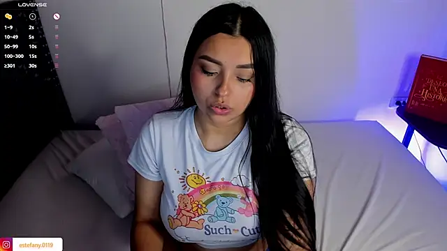 estefany09_'s cam snapshot