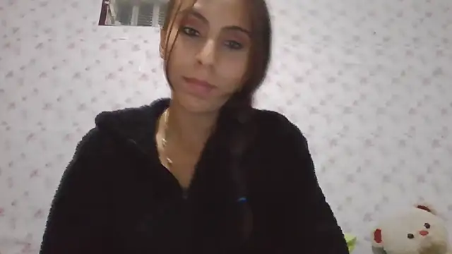 Roselingalvis13's cam snapshot