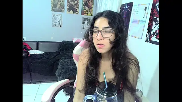 Abysparadise's cam snapshot