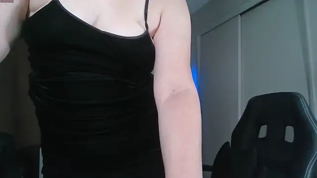 AlessaLoveX's cam snapshot