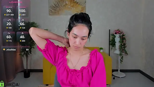 FlirtyAura's cam snapshot