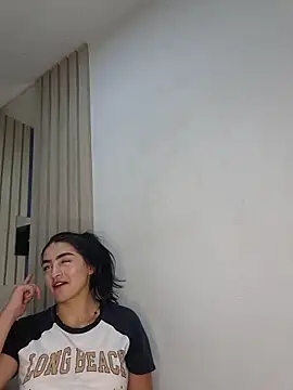 miel_gomez's cam snapshot