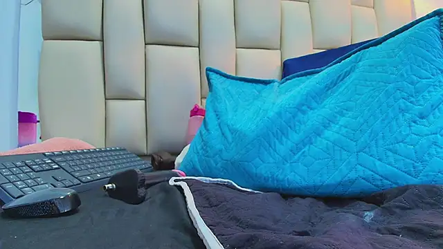 mss_mar's cam snapshot