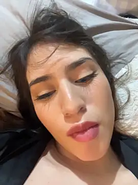 romyamo live sex cam