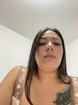 Latina_vanessa live sex cam