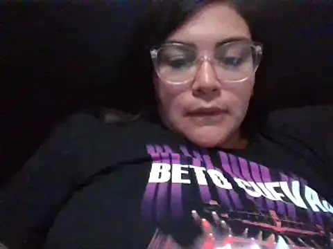 ladystichita's cam snapshot