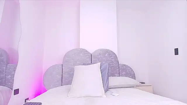 ari_fire's cam snapshot