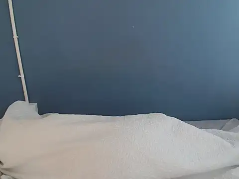 Sweet-Bella17's cam snapshot