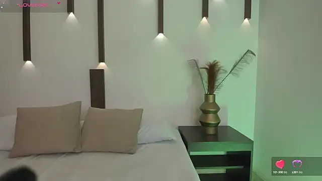 emma_fhox's cam snapshot