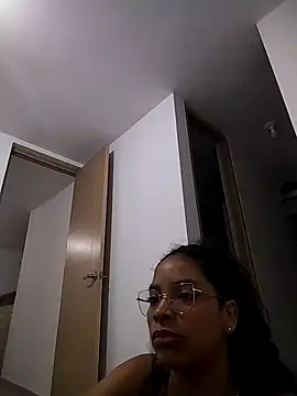 KATALINA_SANTANA_'s cam snapshot