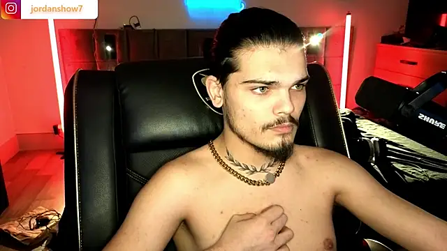 JordanShow live sex cam