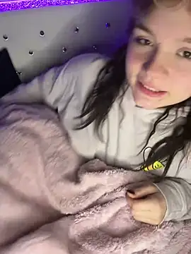 Cutiepiespanks live sex cam