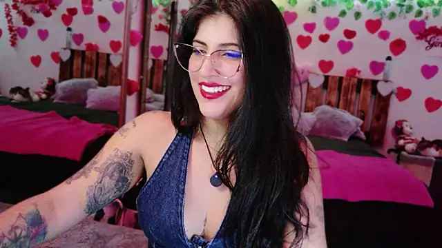 AzaharJaan's cam snapshot