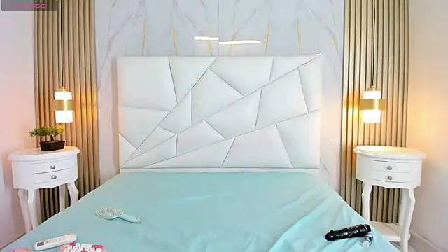 naomibely's cam snapshot