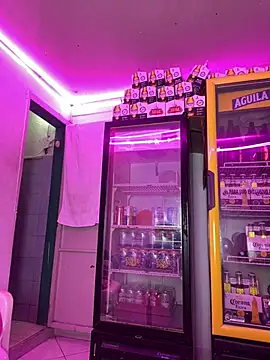 Hot_beauty__'s cam snapshot