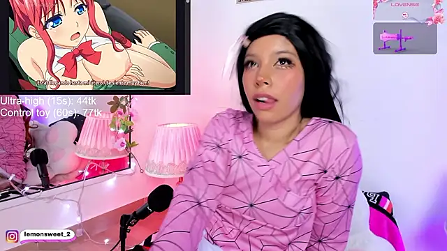 LemonSweett live sex cam