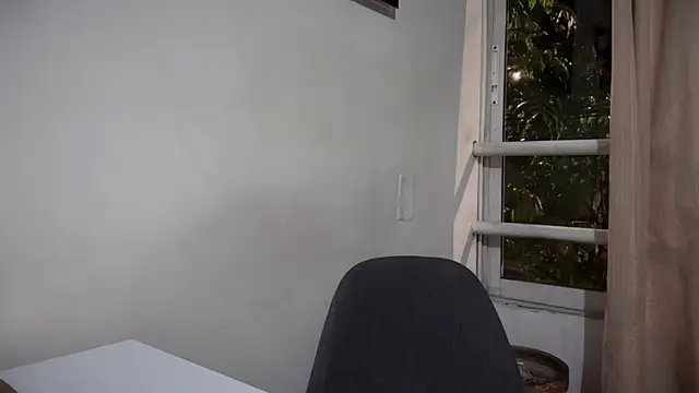 romeolovedark live sex cam