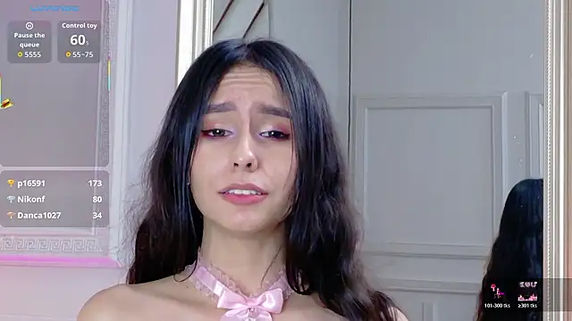 Sarah-Grace's cam snapshot