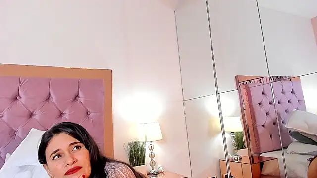 zenda_bianchi live sex cam
