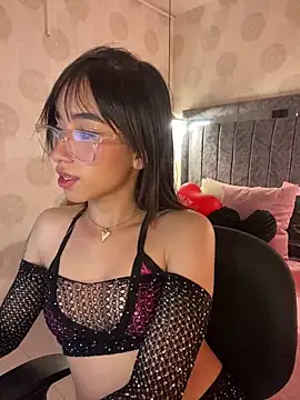 alahia_pink's cam snapshot