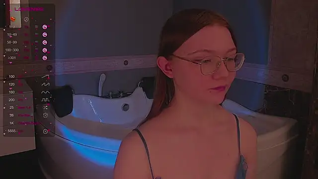 luv_tessa's cam snapshot