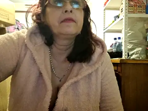 Samantha_Squirt@xh live sex cam