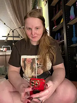 GingerSnap33 live sex cam