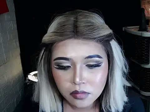 sexyselfsuckerts live sex cam