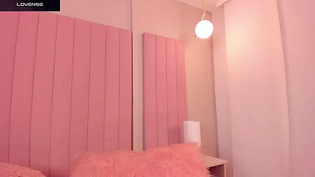 morganlake_'s cam snapshot